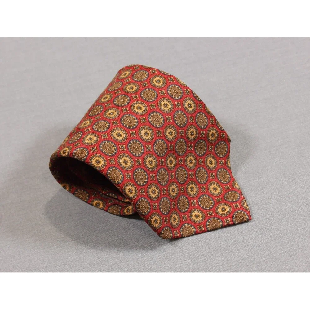 Brooks Brothers 346 100% Silk Tie Necktie Red Geo Metric USA 3.5